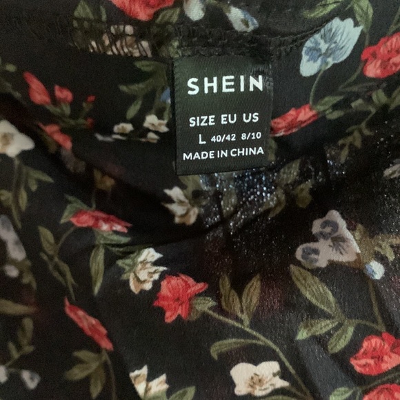 Ditsy Floral Print Ruffle Trim Asymmetrical Hem Skirt - Picture 5 of 6